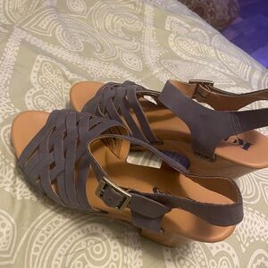 KORKS Blue-Gray Strappy Sandals
